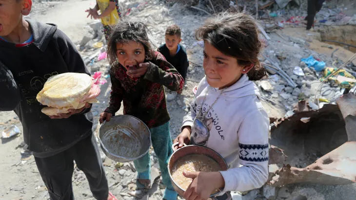 غزہ پر صہیونی فوج کی بمباری مزید 112 فلسطینی شہید 1 Gaza 1743713887